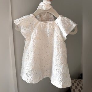 Zara baby off white lace dress w. Bloomers